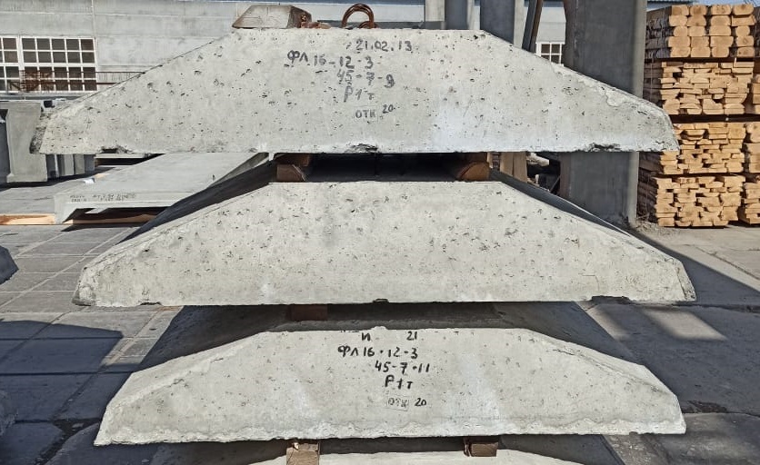 Фундамент ленточный ЖБИ Самара. Фундаментные подушки